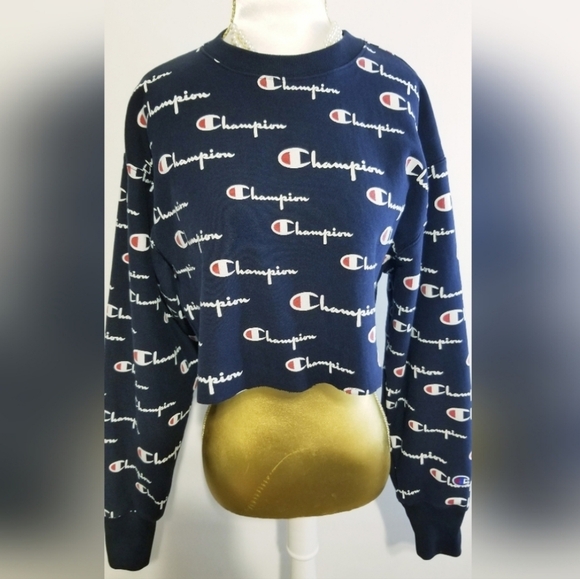 Champion Tops - Champion Reverse Weave Logo Crop Sweatshirt Navy Blue Logo Print Retro Style